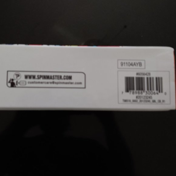 New Milton Bradly "Tiny Toy Tops" 300 Piece Puzzle - Picture 4 of 4